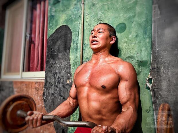 海龍蛙兵儲訓153期第一階段基礎訓練，學員挑戰自我極限。