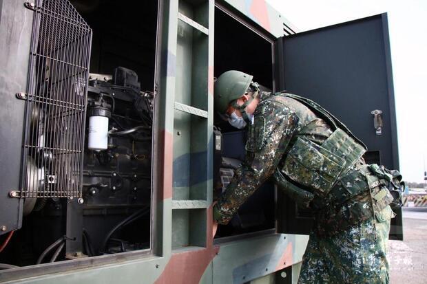 陸軍第52工兵群實施「給水站開設」訓練。