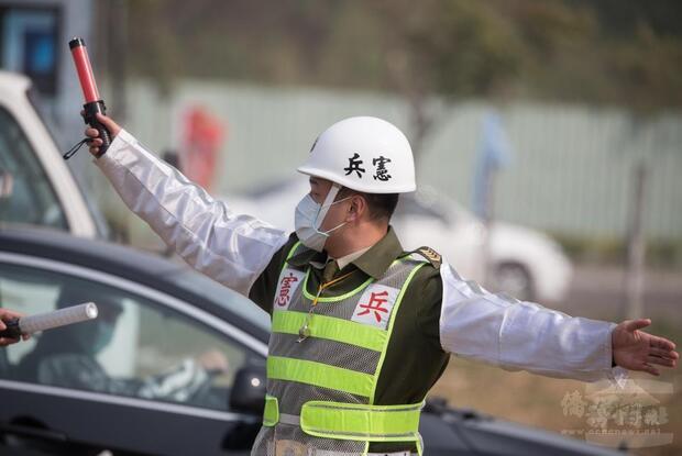 嘉義市民安7號演習中，嘉義憲兵隊協助交通疏導。