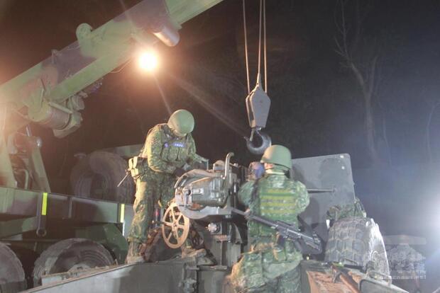 官兵運用最短時間，恢復裝備妥善。