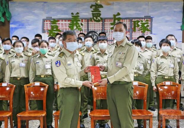 憲兵指揮官黃金財中將視導嘉義憲兵單位。