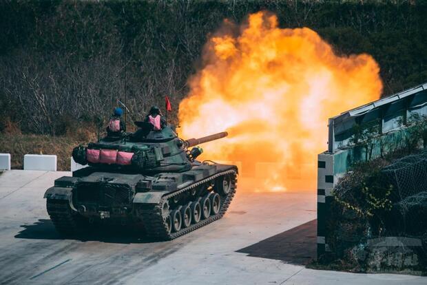 M60A3戰車射擊。