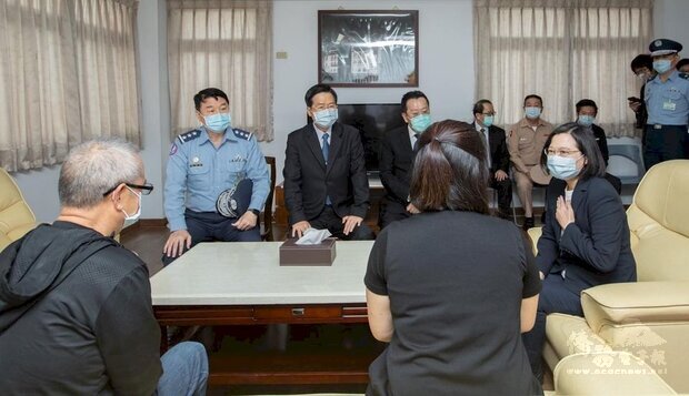 總統府27日公布總統令，追晉蔣正志為空軍少將，自5月17日生效。