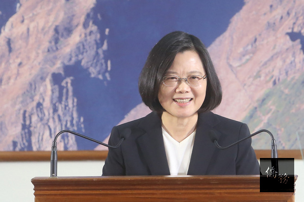 蔡總統:每年國防預算會合理穩定成長。(中央社提供)