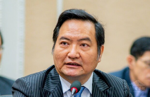 行政院發言人由政務委員羅秉成兼任。(行政院提供)