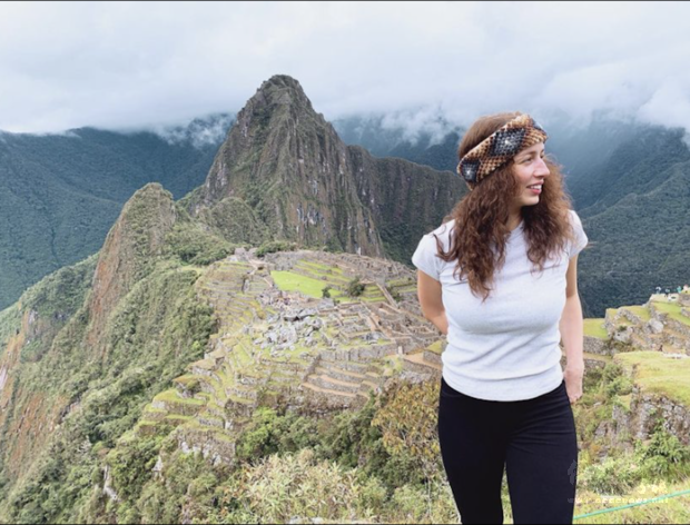 雷堤娜移居卡達擔任空姐已經5年，旅行過許多國家，她在秘魯「天空之城」馬丘比丘留下倩影。走遍全世界，雷堤娜還是最愛台灣。(雷堤娜提供)