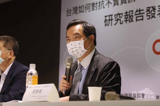 行政院政委兼發言人羅秉成6日表示，台灣因應假訊息的跨部門合作仍有強化必要。