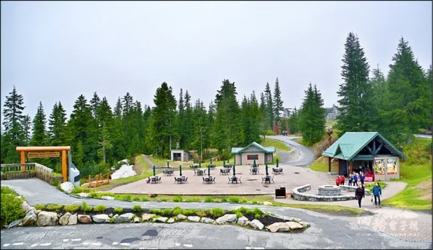 葛勞士山是冬季滑雪、玩雪及夏季健行的熱門地點。(自由時報提供)