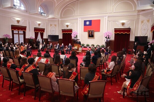 副總統接見「第28屆幼鐸獎得獎人及中華幼兒教育策進會陪同人員」