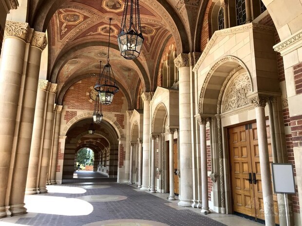 加州大學洛杉磯分校(UCLA)在外交部支持下,台灣研究蓬勃發展,近年來與國立台灣師範大學、國立政治大學、國立台灣大學等校進行學術交流。圖為UCLA校園。(中央社提供)
