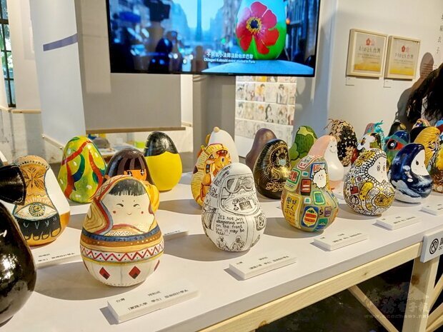 日本311地震10週年，台日合辦特展，希望讓參觀者感受日本東北人民的不倒翁精神 