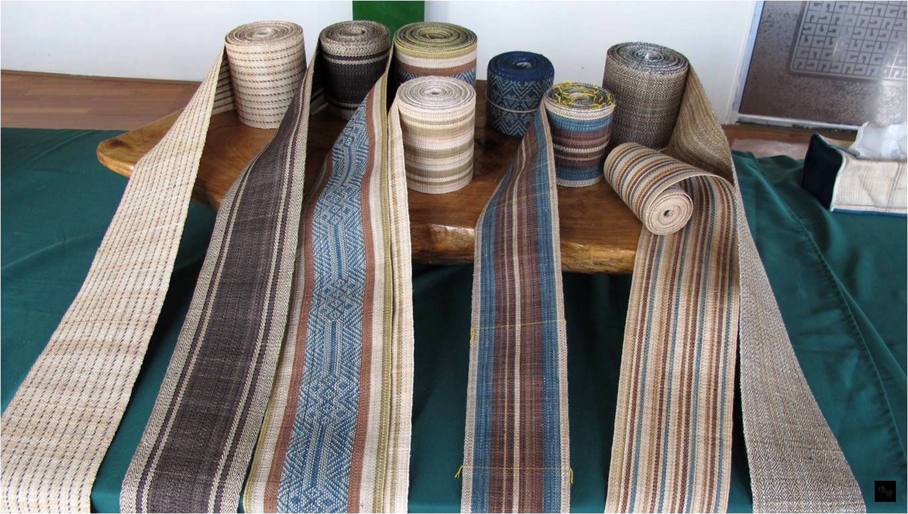 噶瑪蘭族的香蕉絲編織工藝是台灣原住民族各族中唯一具此技藝者,獲花蓮縣政府登錄為「文化資產」傳統藝術類,成為又一項無形文化亮點。圖為香蕉絲編織成品。(中央社提供)