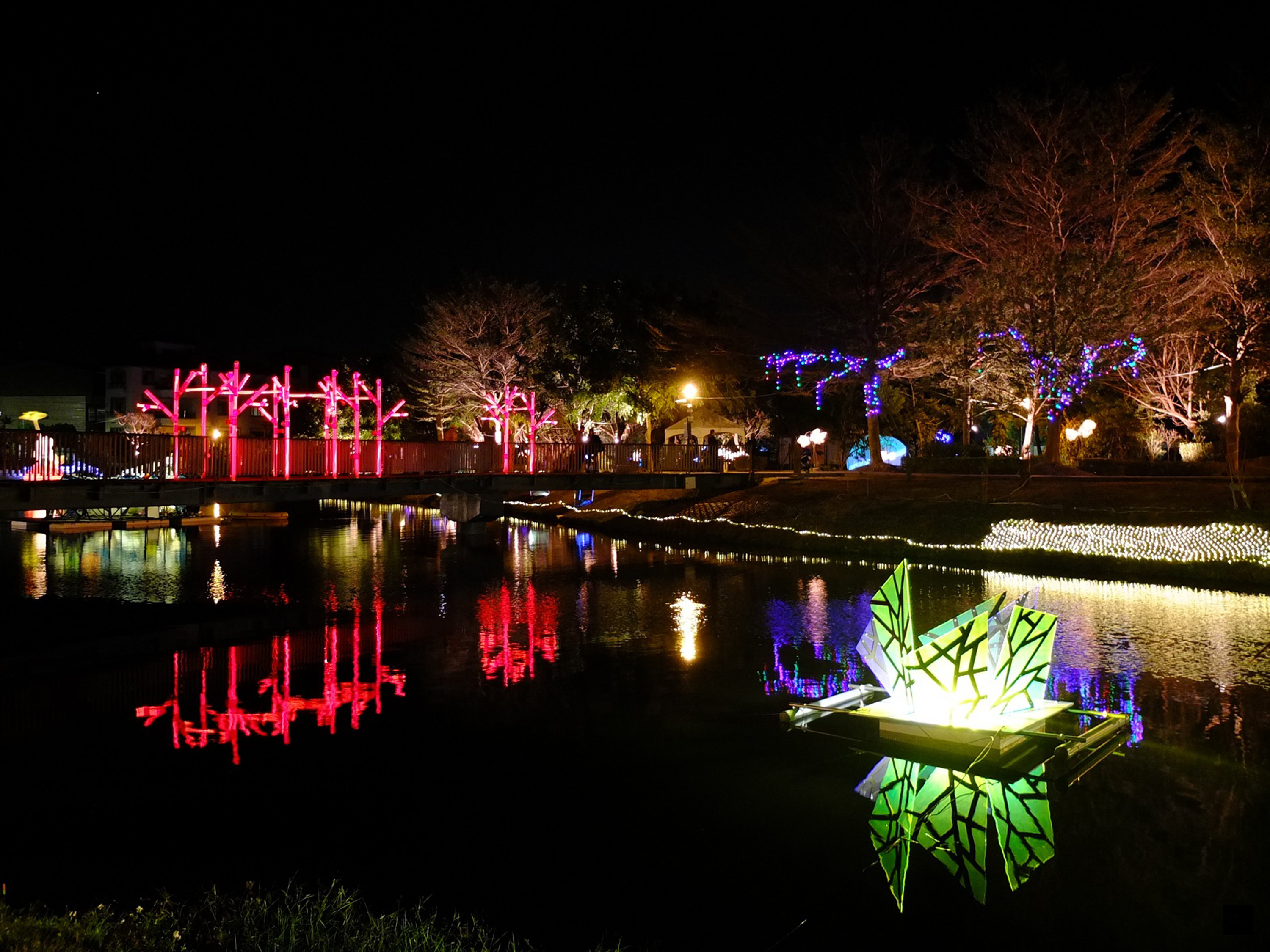 台南市鹽水區橋南社區發展協會在春節期間推出「2016月津港燈節」活動,民眾能更認識鹽水橋南老街歷史,有意前往者可及早安排。(中央社提供)