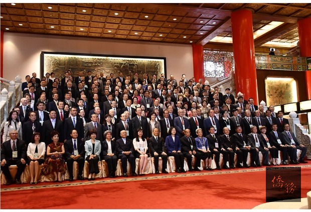 來自全球各僑區的168位僑務委員及13位與會代表5月15日於全球僑務委員會議共同連署發表聲明，對今年世界衛生大會（WHA）未邀請臺灣出席，表達全球僑胞的不解、遺憾與不滿。