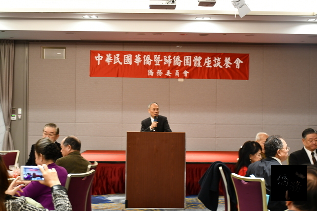 吳新興首先感謝過去一年來大家與僑委會的密切聯繫,並強調,不論緬甸、高棉、柬埔寨等外國,臺商或校友,只要在臺灣都是僑委會重視的老朋友。