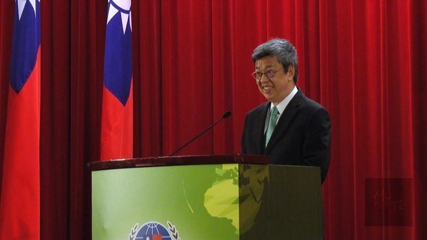 副總統陳建仁16日表示，中國當局無理打壓台灣國際參與，包括世界衛生組織等國際組織；他感謝海外僑胞為台發聲，並於僑務委員會議通過支持台灣參與世界衛生大會的共同聲明。