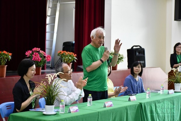 僑委會近期舉辦「海外台語教師研習班」,共有來自8國共38位海外人士返台參與台語教學培訓課程。總統府資政姚嘉文主持始業式。