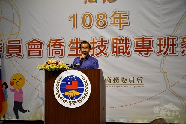 劉少邦感謝僑委會舉辦懇親會,讓僑生父母順利來臺探望子女。