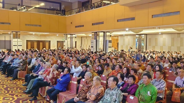 12日在雅加達演出的FOCA福爾摩沙馬戲團現場座無虛席。(圖/僑委會提供)