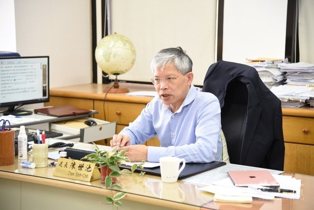 陳世池除感謝僑民捐助物資外,僑委會也鼓勵各地舉辦線上講座,向僑胞宣導抗疫知識。