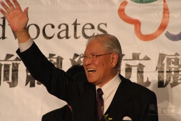 李前總統卸任國家元首後仍多次出訪,圖為李前總統2005年拜訪洛杉磯僑界。(圖:洛杉磯台灣會館提供)