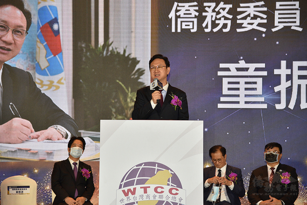 童振源說，僑委會隨時歡迎僑胞回到僑胞的家，僑委會會秉持最大熱忱來服務大家。