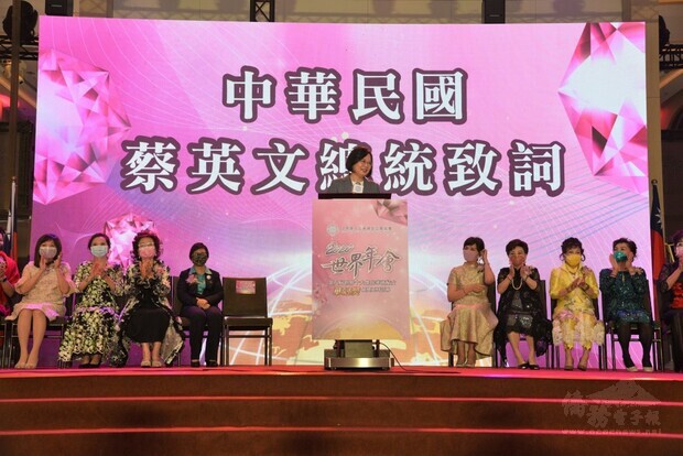 蔡總統說，不論在世界各地，大家站出去所代表的都是「臺灣品牌」。