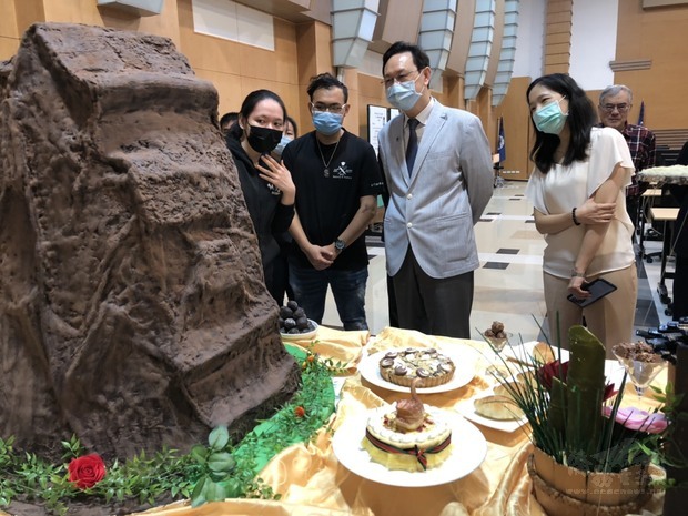 委員長拜會銘傳大學金門分部參觀海青班學生學習成果