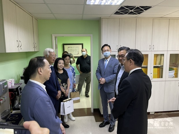 墨爾本台灣同鄉會響應蔡總統宣示 捐款支持國軍