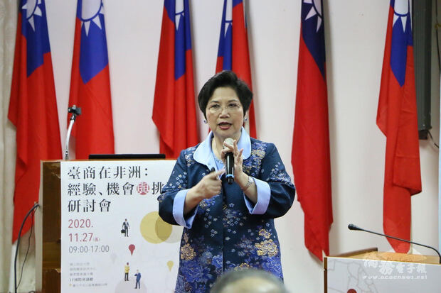 溫玉霞分享在非洲的創業過程。