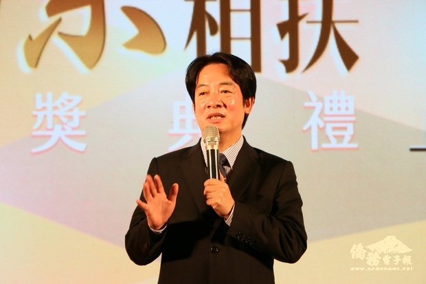 賴副總統勉勵所有年輕人要懷抱夢想、勇敢逐夢,除了看到得獎人的成功,更要看到他們過去的努力,學習得獎者創業不服輸、不輕言退縮的精神。