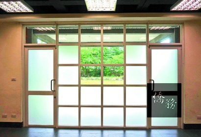 張群故居的窗格融合中西特色(圖),格局相當方正,表現建築師王大閎一貫的現代主義風格。