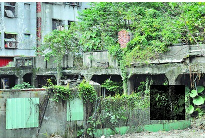 位於台北市和平西路的龍口町「塵芥燒却場」,是日據時代的現代化垃圾焚化場,通過為歷史建築。