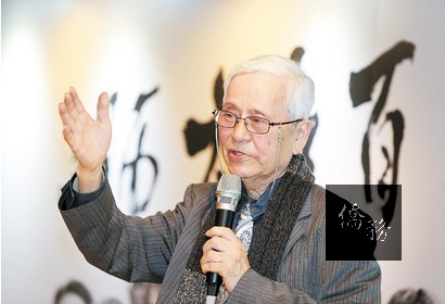 新聞界耆老鄭貞銘說,發行「百年大師」的目的,是要為現代年輕人樹立典範,讓大家有所依歸。(聯合報提供)