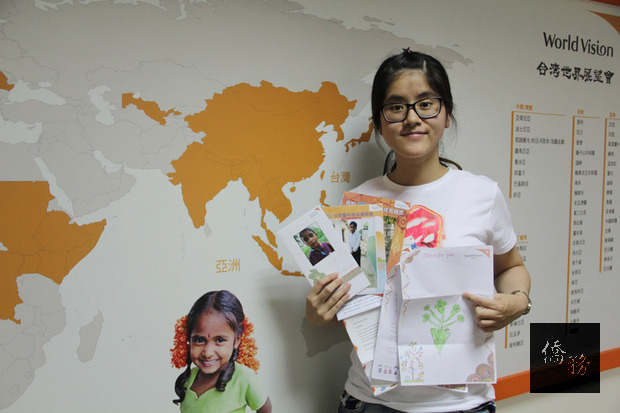 26歲護理師沈莉惠3年前起透過台灣世界展望會資助印度貧童斯密特（Sumit），沒想到斯密特來信告訴她「長大想當醫生」，讓她喜出望外，沈莉惠也期許自己更努力，協助「印度兒子」繼續追逐夢想。