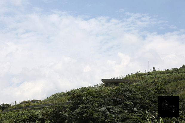 2018台灣建築獎15日在台北舉行頒獎典禮,由田中央聯合建築師事務所打造,位於宜蘭礁溪的「渭水之丘」榮獲首獎。
