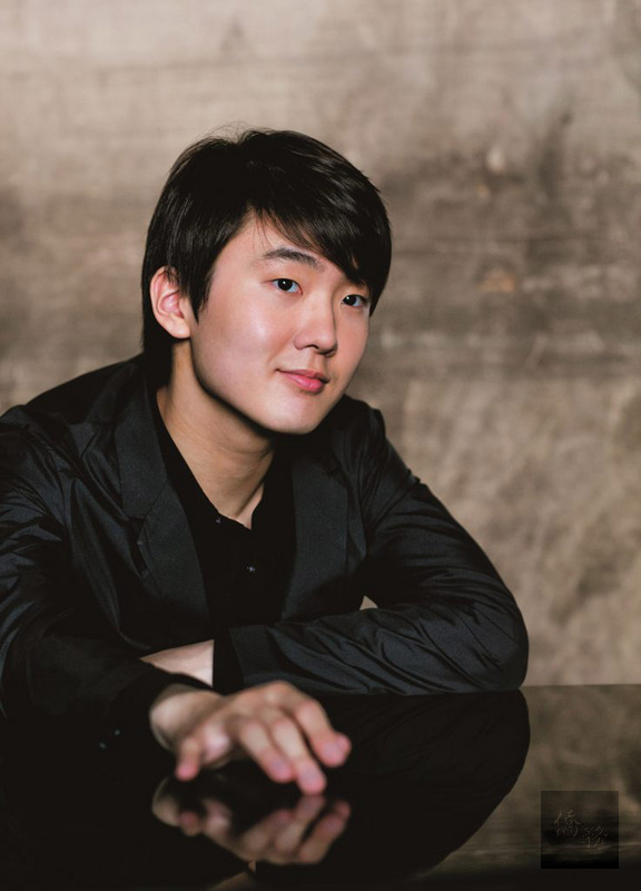 2015年拿到蕭邦國際鋼琴大賽首獎的韓國年輕鋼琴家趙成珍將二度訪台，他表示，一天最多練琴4小時，重要的不是練幾小時，而是要用腦、用心練習。