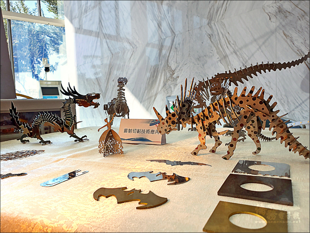 全球雷射產業持續成長，透過「國產自主雷射源產業大聯盟」平台串接國內雷射設備及服務，拓展國內雷射產業應用。（記者王涵平攝）