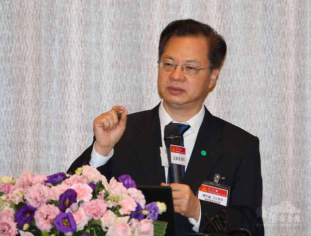 國發會主委龔明鑫（圖）17日應邀出席三三會例會，以「迎接全球後疫情時代台灣如何超前部署未來發展」為題，進行專題演講。（中央社提供）