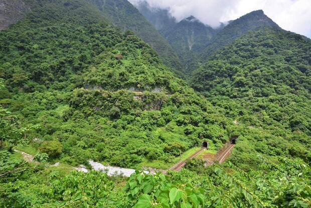 北迴鐵路的興建計畫，百折千迴。