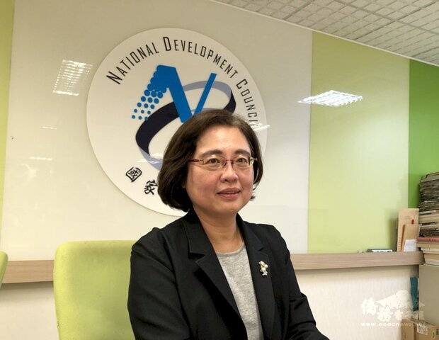 國發會參事兼法制協調中心主任楊淑玲。