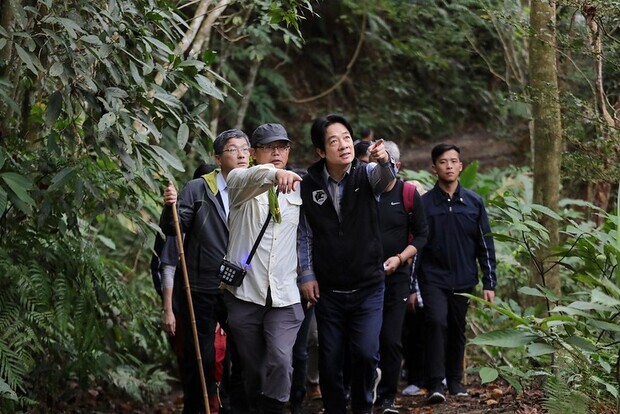 副總統參訪「新竹石峎古道手作步道」