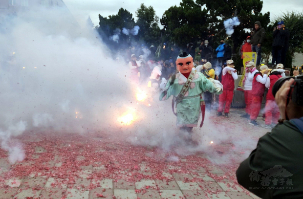 台東市東海龍門天聖宮首度舉辦台東媽祖文化祭，包括北港朝天宮等台灣9大百年宮廟齊聚台東遶境。