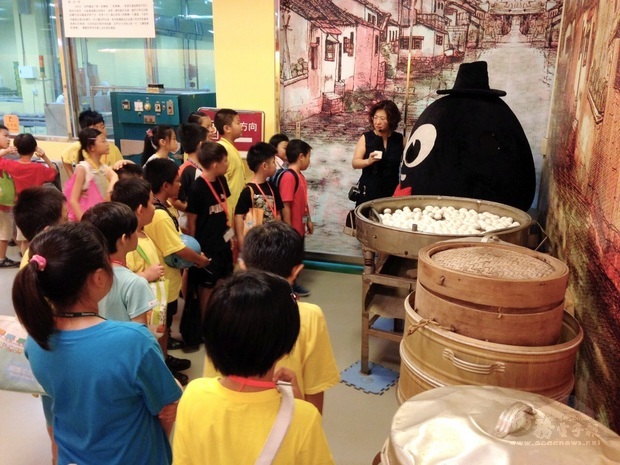 春節至台灣滷味博物館報名黃金蛋DIY課程,即贈紀念禮盒及開運錢母一枚