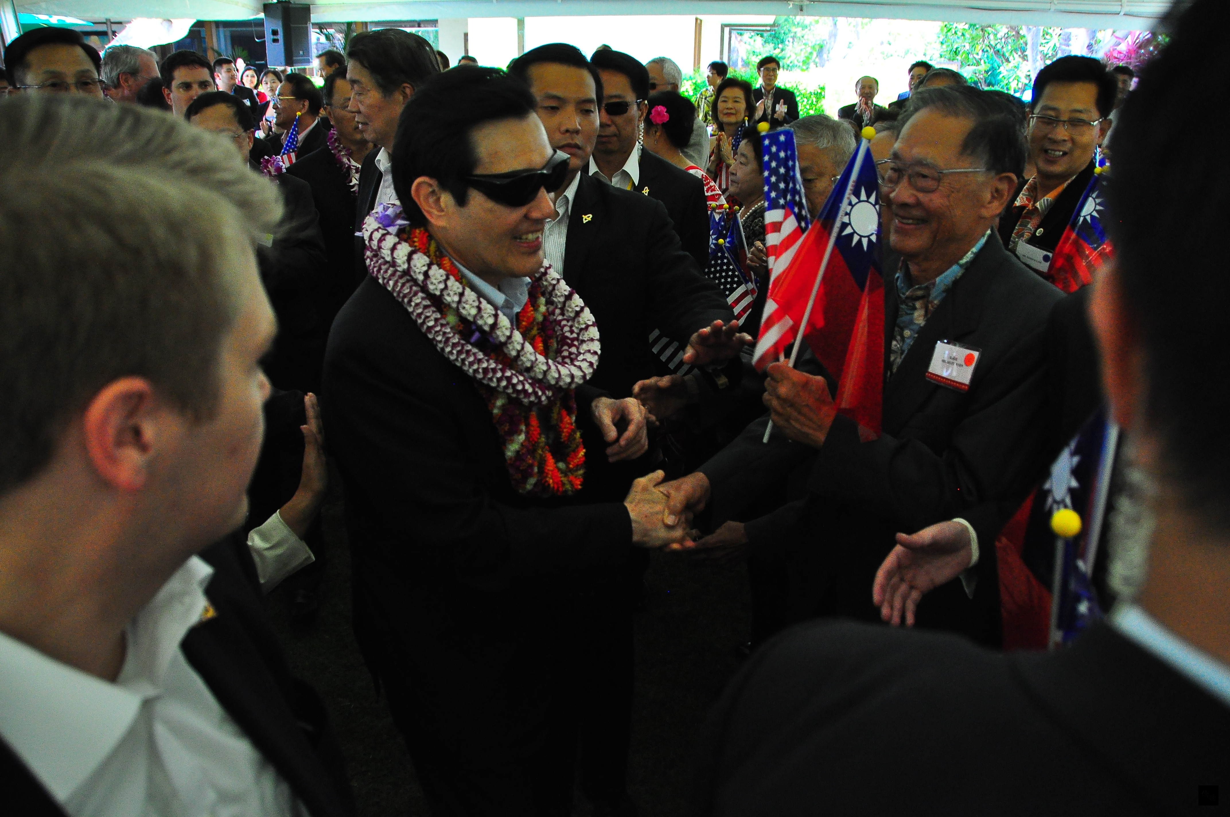 夏威夷僑胞熱烈歡迎總統馬英九過境檀香山。（駐檀香山辦事處提供）
