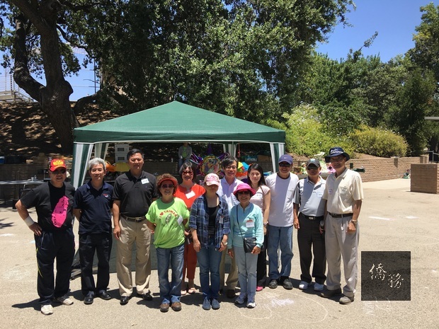 洛杉磯西北區台灣同鄉會6月17日中午在Conejo Community Park舉辦肉粽節郊遊烤肉活動。(洛杉磯僑教中心提供)