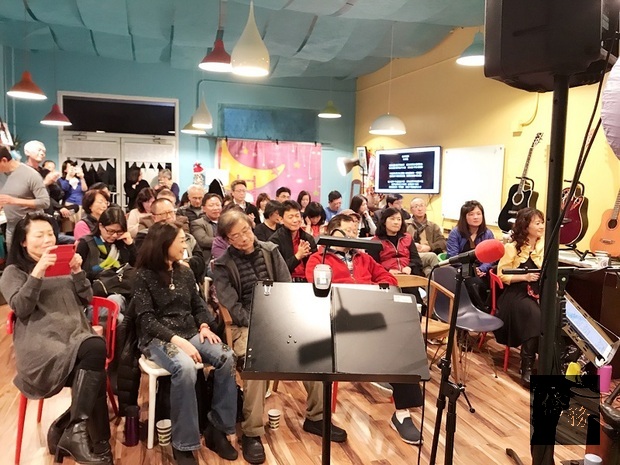 熱情朋友掌聲不斷。