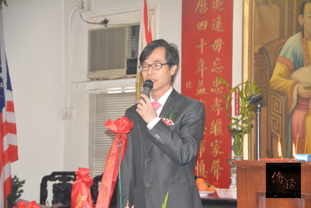 翁桂堂希望至孝篤親公所新的一年更加團結和諧。(世界日報提供)