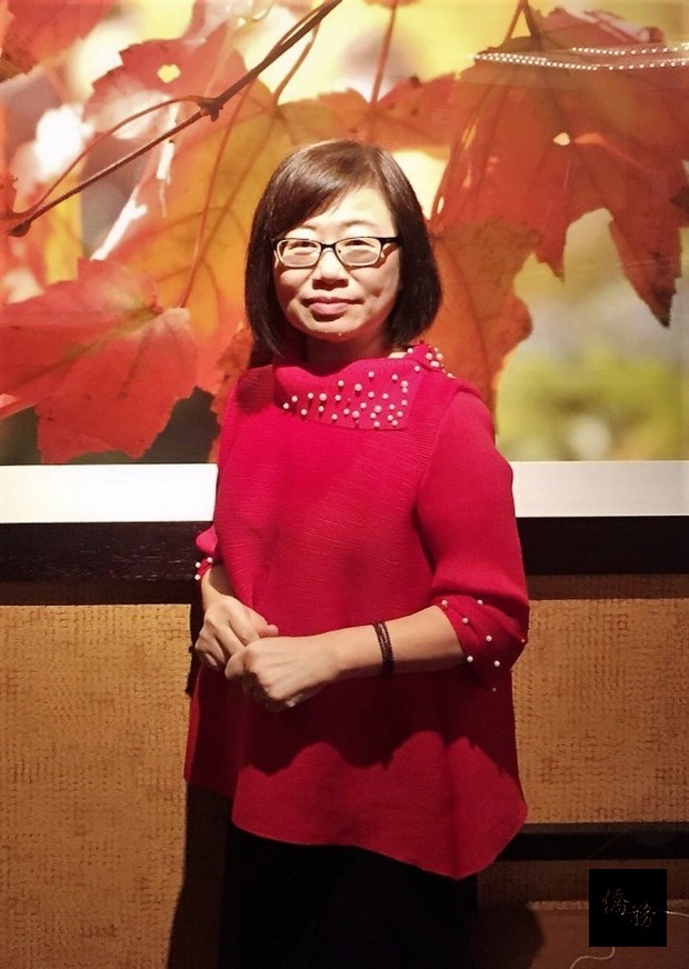 在麻州外語協會中獲頒麻州「年度最佳中文教師獎」的葉金惠老師。(葉金惠提供)