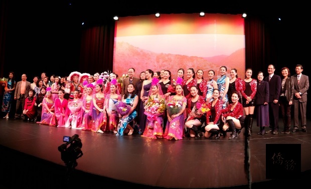 心悅舞蹈十週年慈善晚會由汪慧娟率領社員們演出，帶給全場600位觀眾精采的。